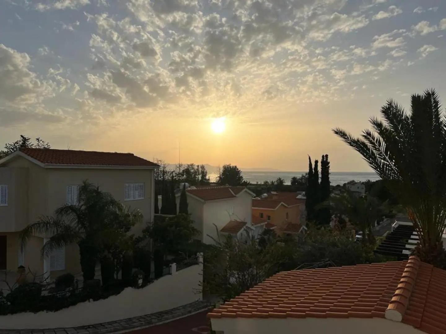 Fab Sea And Mountain View Villa, Walking Distance From The Sandy Beach Yialia Exterior foto